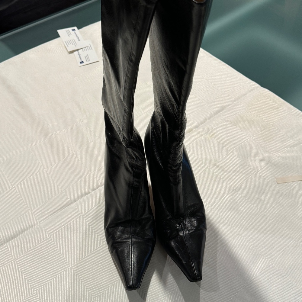 Sexy women’s black boots